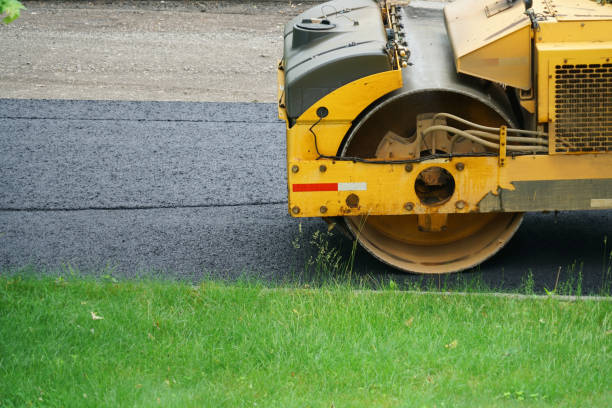 Best Driveway Paving Contractor  in Potomac Mills, VA